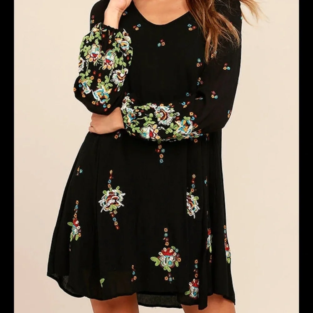 Free People Oxford Festival Fairy Keyhole Floral Embroidered Swing Dress Size XS - Picture 6 of 10